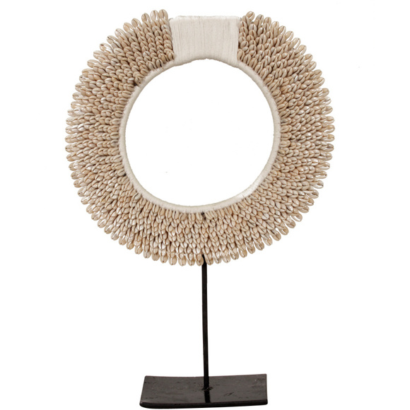Product image 1 of Collar de conchas A2.1 sobre soporte