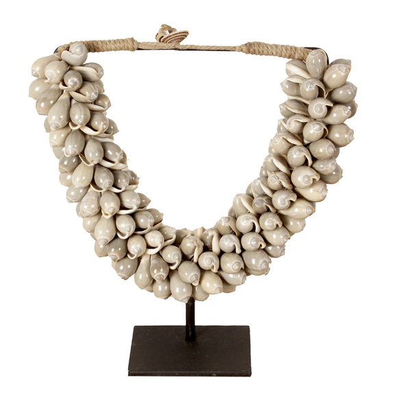 Product image 1 of Collar pequeño de conchas J66