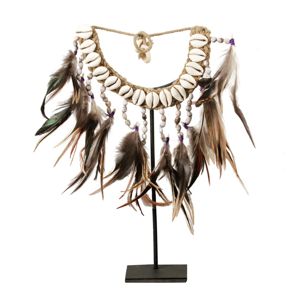 Product image 1 of Collar pequeño de conchas y plumas J71